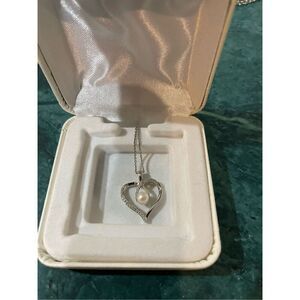 Kay’s Heart Pearl & White Lab-Created Sapphire Sterling Silver Necklace Gift Box